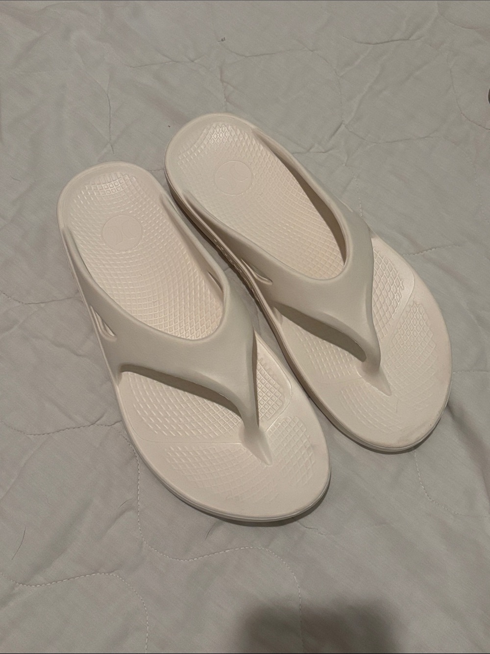 Hurley Women's White Flip Flop Sandals